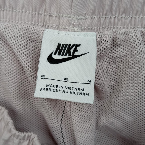 Nike Shorts Mens Medium Pink Cargo Bathing Suit Swim Board Mesh Lined Bottoms - Picture 3 of 8